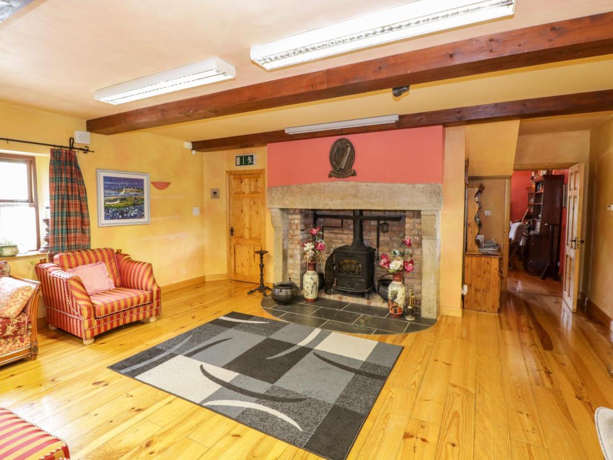An Maide Ban Villa Cootehill Kültér fotó